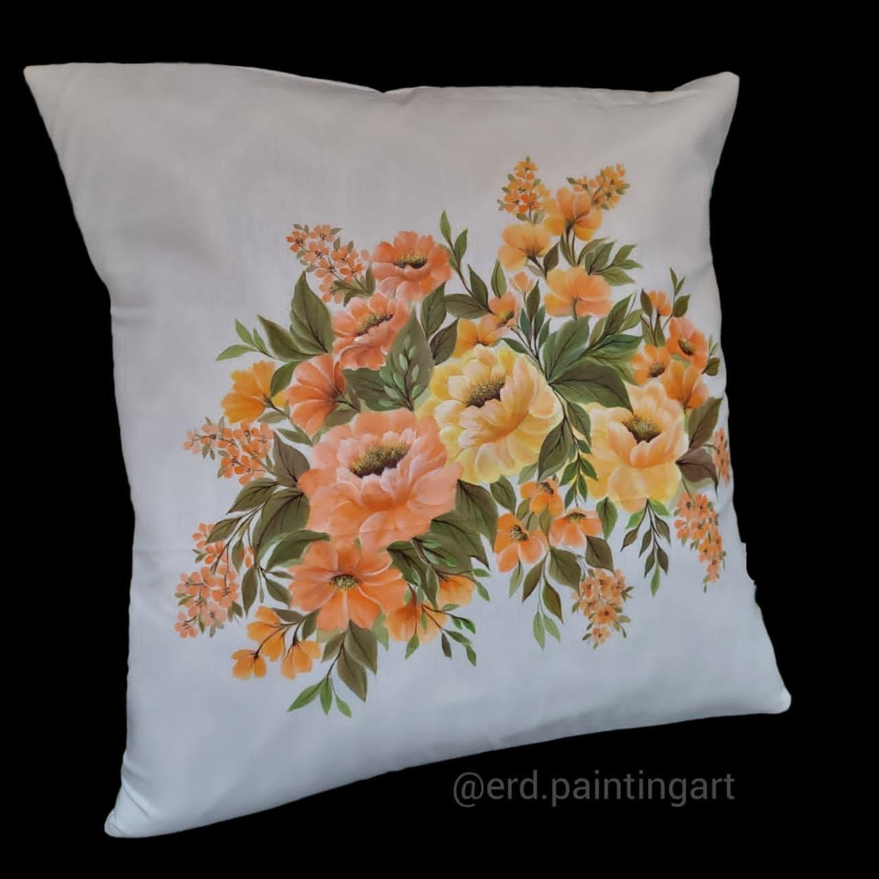 Sarung bantal lukis